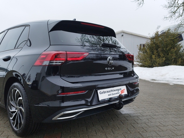 Golf VIII Active 2.0 TDI DSG AHK/LED+/NAV/ACC