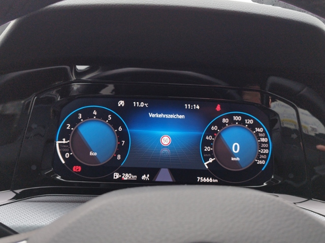 Golf VIII Active 1.5 TSI AHK/LED+/RFK/SHZ/DAB+