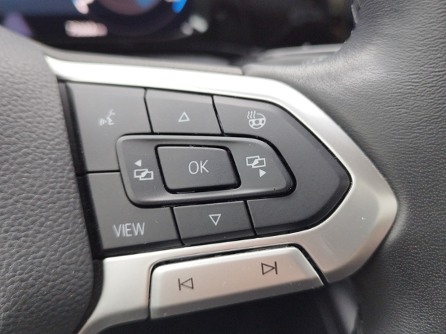 Golf VIII Active 1.5 TSI AHK/LED+/RFK/SHZ/DAB+