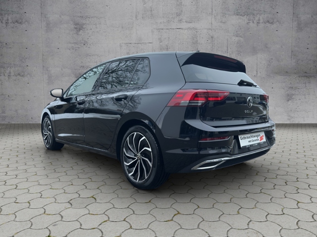 Golf VIII Active 1.5 TSI AHK/LED+/RFK/SHZ/DAB+
