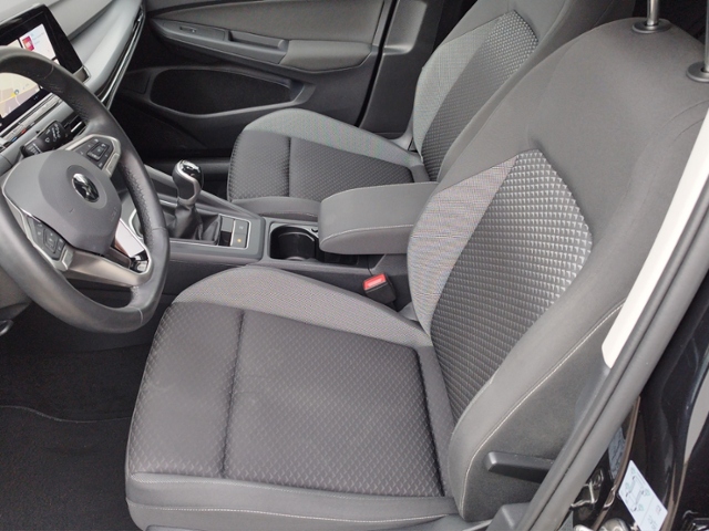 Golf VIII Active 1.5 TSI AHK/LED+/RFK/SHZ/DAB+