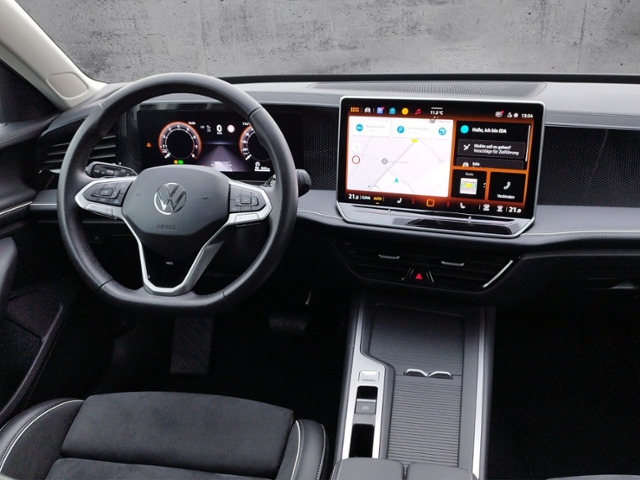 Passat Variant 1.5 eTSI DSG IQ.DRIVE/AHK/LED/NAV