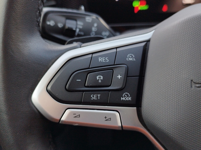 Passat Variant 1.5 eTSI DSG AHK/IQ.DRIVE/TRAVEL