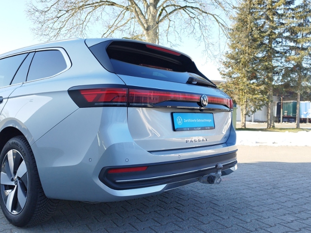 Passat Variant 1.5 eTSI DSG AHK/IQ.DRIVE/TRAVEL