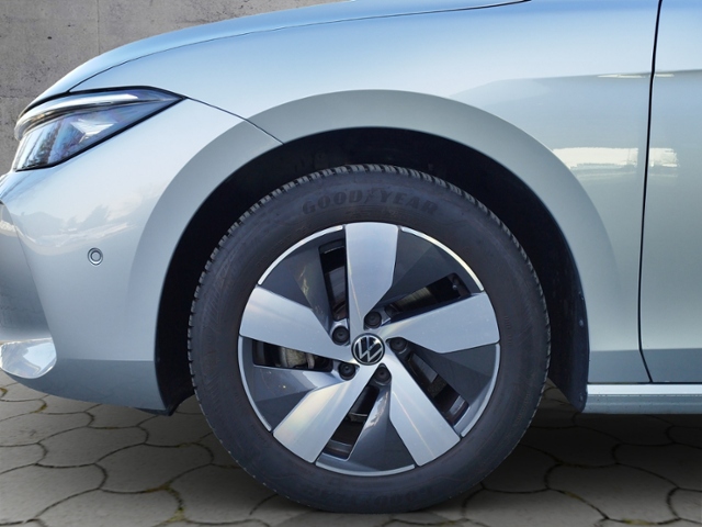 Passat Variant 1.5 eTSI DSG AHK/IQ.DRIVE/TRAVEL