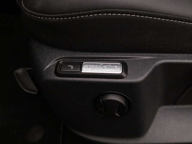 T-Roc 1.0 TSI R-LINE/LED+/ERGOACTIVE/RFK/NAV