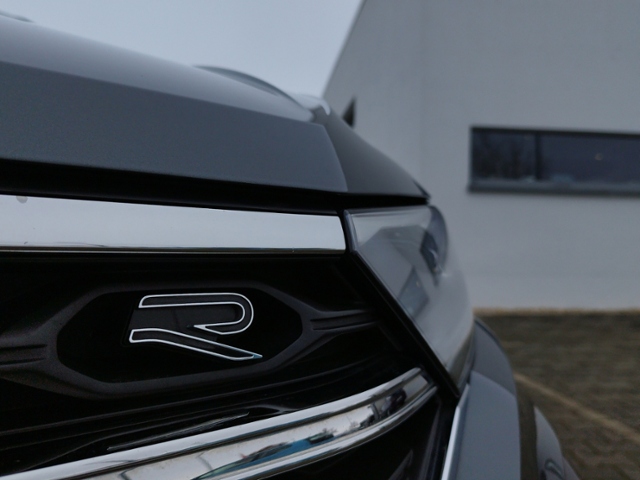 T-Roc 1.0 TSI R-LINE/LED+/ERGOACTIVE/RFK/NAV