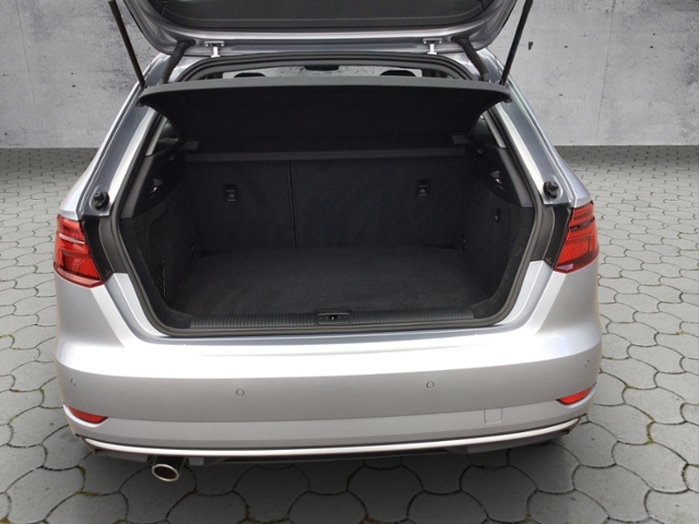 A3 Sportback sport 30 TFSI S-tronic NAV/LED/SHZ