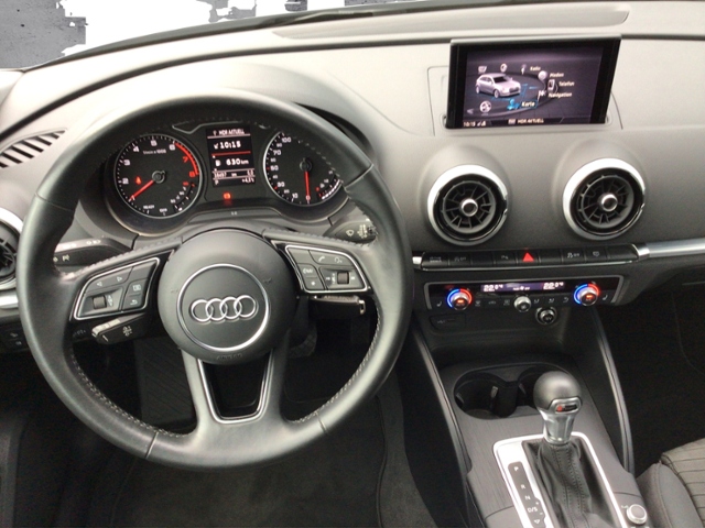 A3 Sportback sport 30 TFSI S-tronic NAV/LED/SHZ