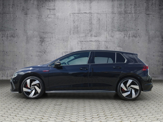 Golf VIII GTI 2.0 TSI DSG RFK/TRAVEL/LED+/NAV