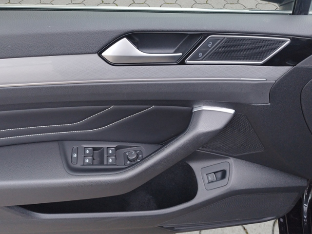 Passat Variant 2.0 TDI AHK/EL.HECKKL./TRAVEL/ACC