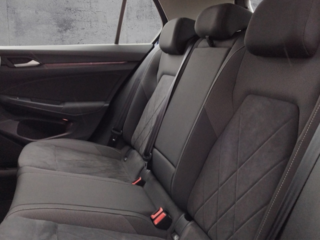 Golf VIII Life 2.0 TDI DSG 5JG/STH/PANO/IQ.LIGHT