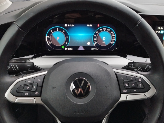 Golf VIII Life 2.0 TDI DSG 5JG/STH/PANO/IQ.LIGHT