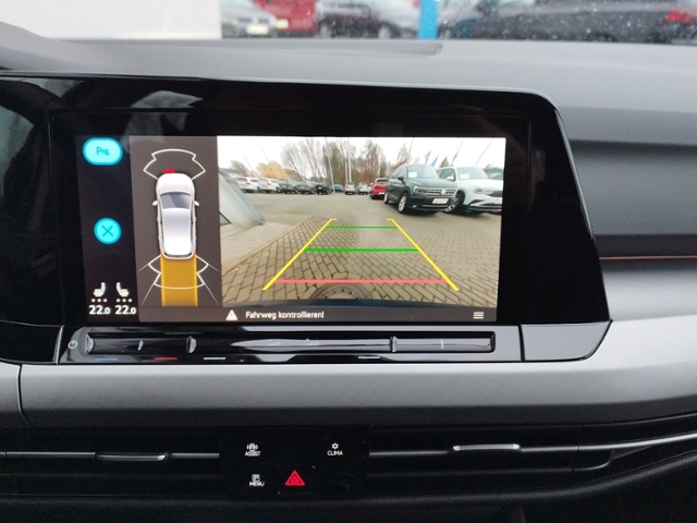 Golf VIII Life 2.0 TDI DSG 5JG/STH/PANO/IQ.LIGHT