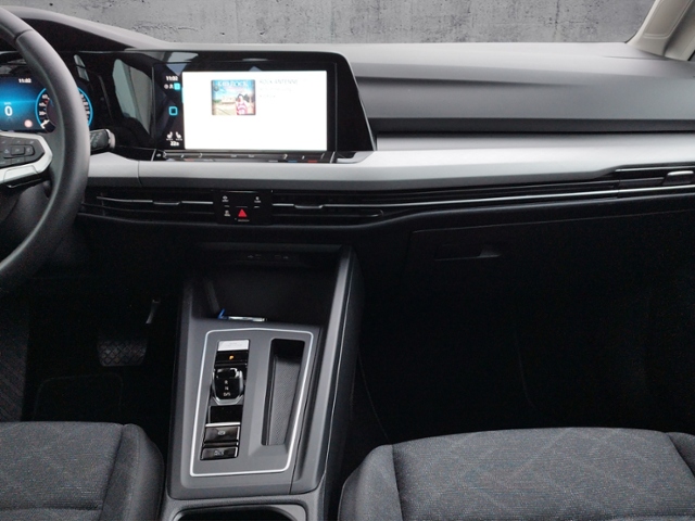 Golf VIII Variant Life 1.5 eTSI DSG ACC/NAV/TRAV