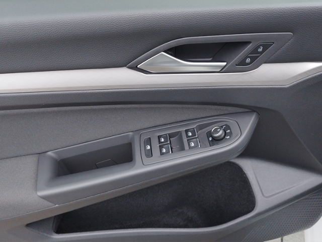 Golf VIII Variant Life 1.5 eTSI DSG ACC/NAV/TRAV