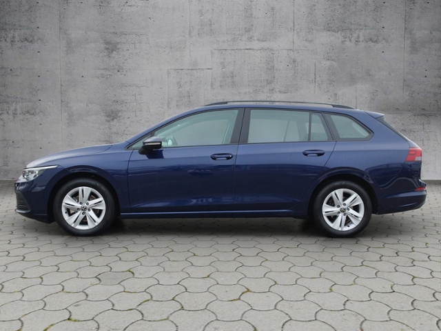 Golf VIII Variant Life 1.5 eTSI DSG AHK/LED+/NAV