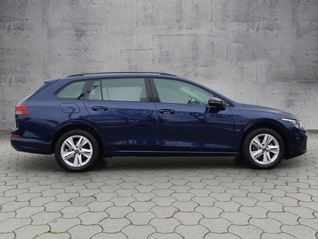 Golf VIII Variant Life 1.5 eTSI DSG AHK/LED+/NAV