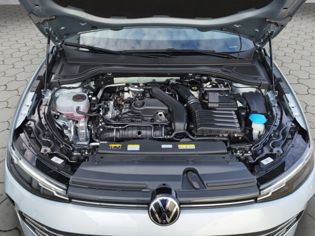 Passat Variant 1.5 eTSI DSG AHK/KAMERA/IQ.DRIVE